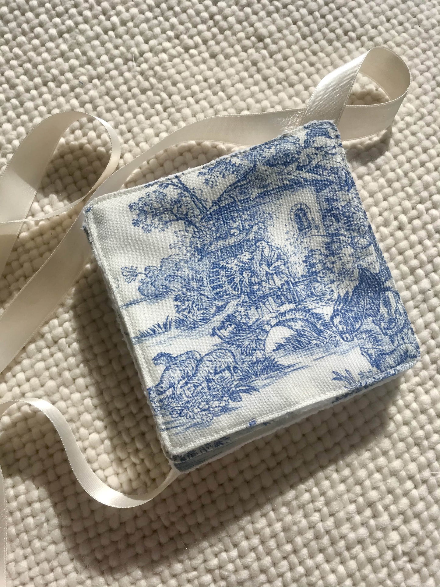 Panier lingettes réutilisables - Jouy de Fruits mini bleues