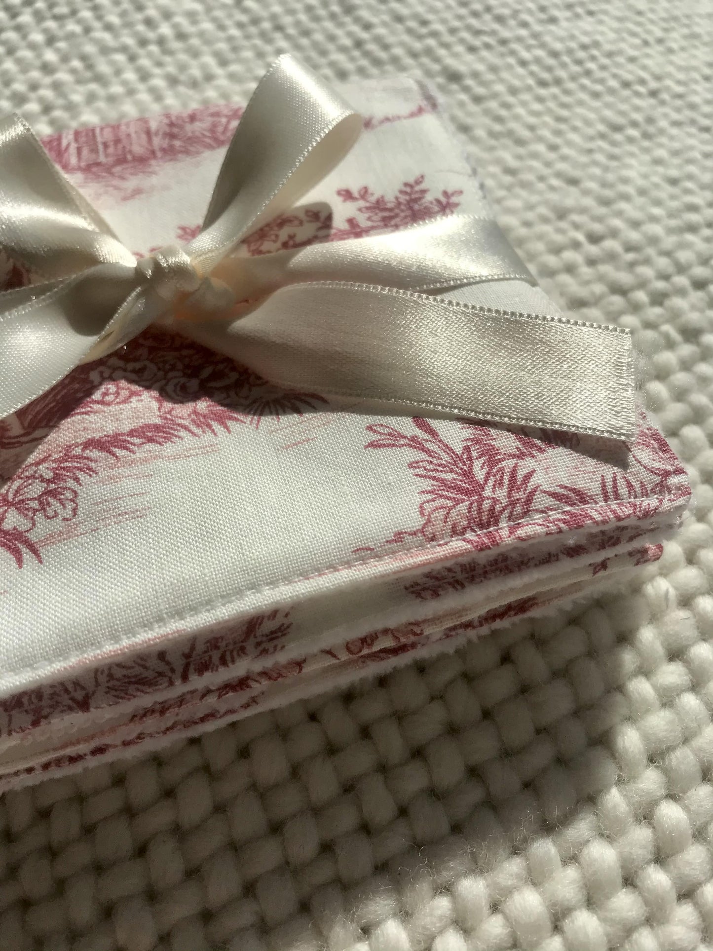 Panier lingettes réutilisables - Jouy de Fruits mini rouges