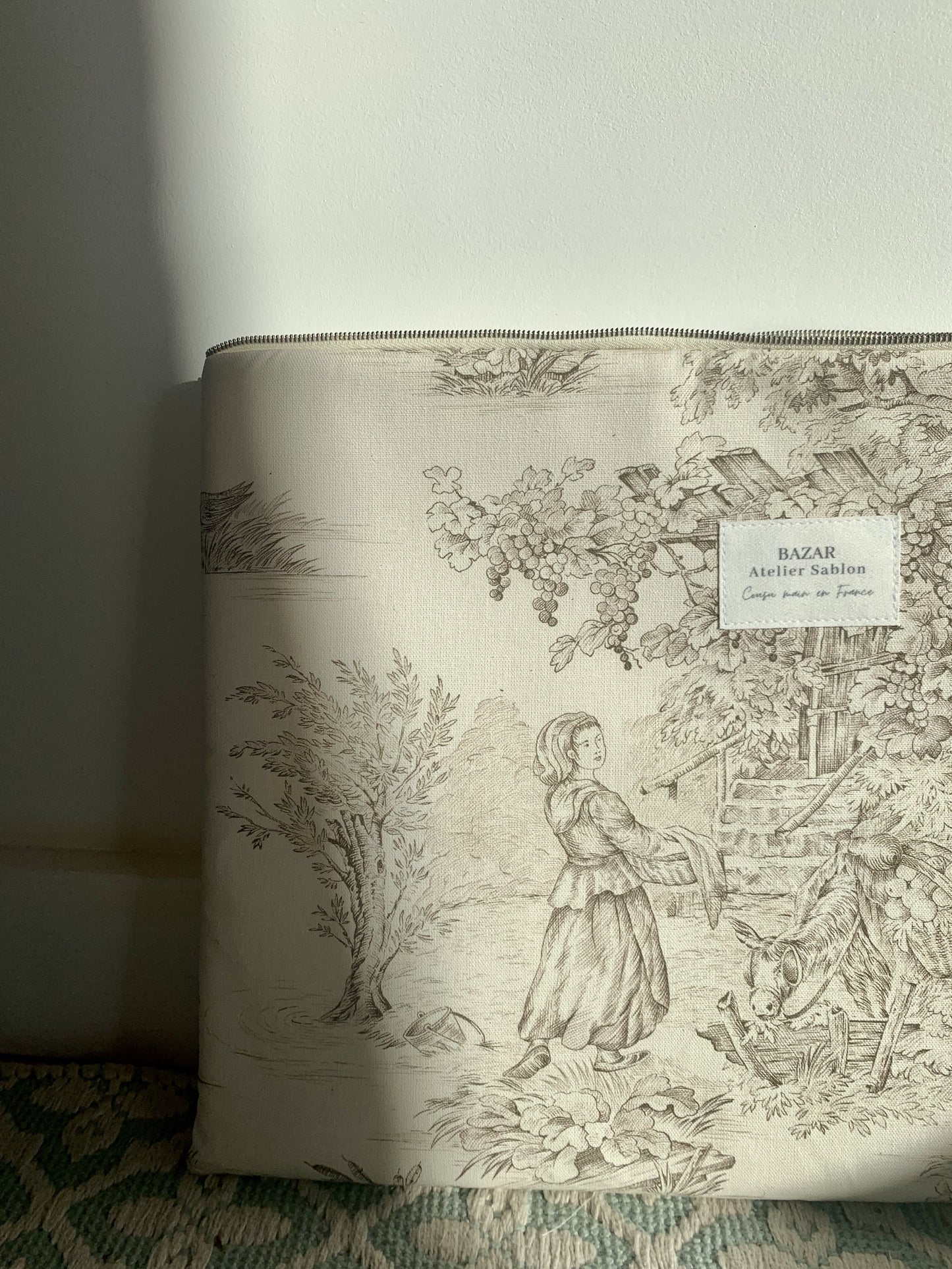 Pochette Ordinateur 15'' - Jouy de Fruits Moka