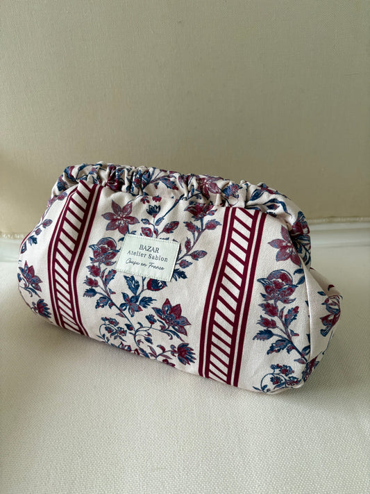 Clutch - Maison de Campagne Rouge Bleu