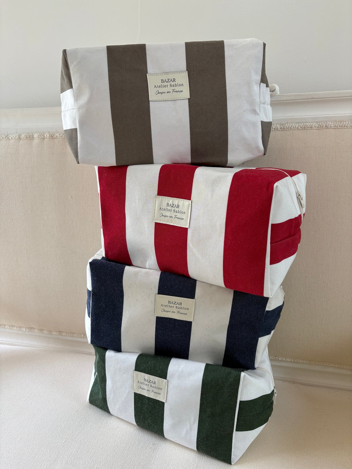 Trousse de Toilette XXL - Côté Ouest Rouge