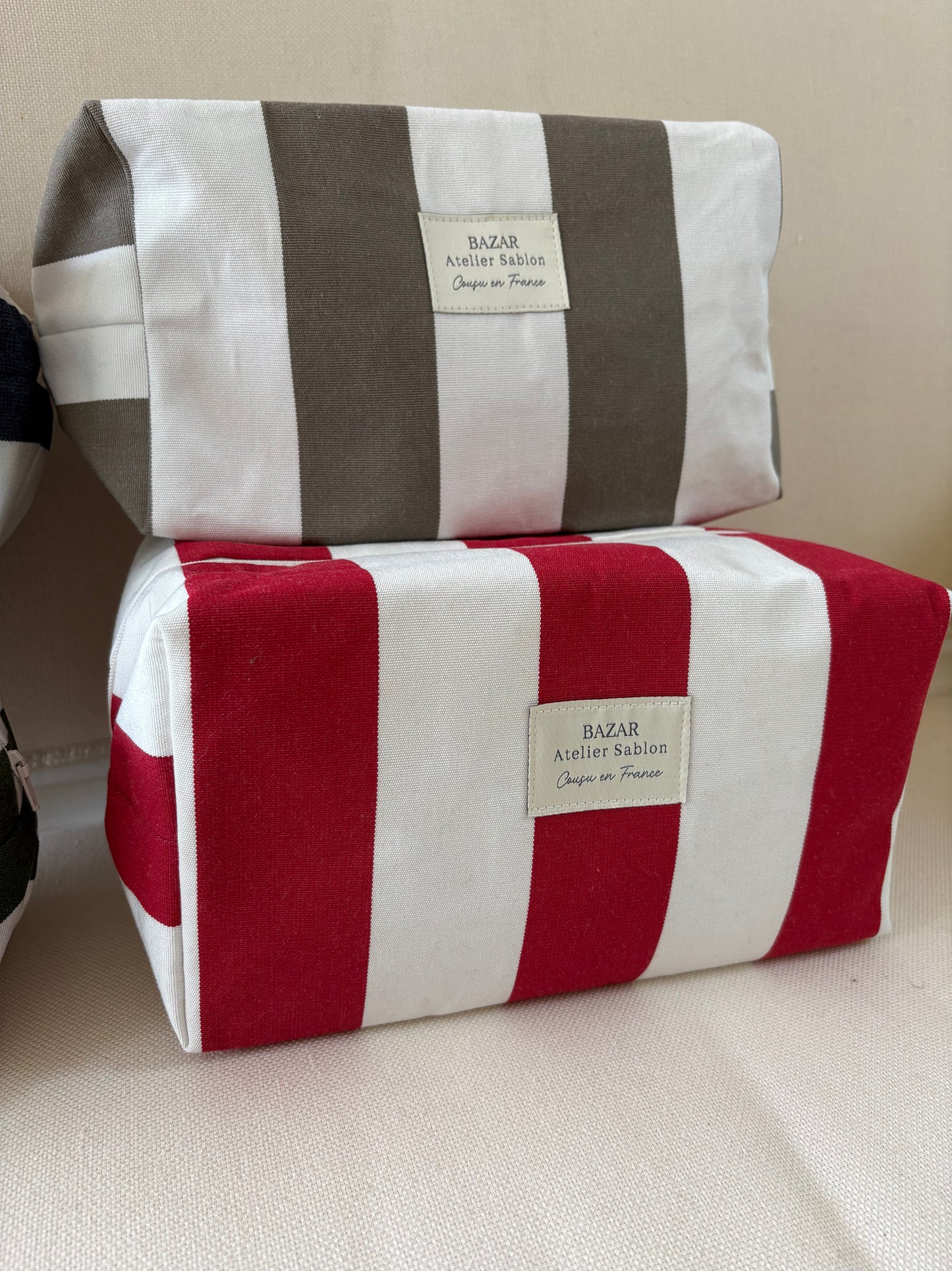 Trousse de Toilette XXL - Côté Ouest Rouge